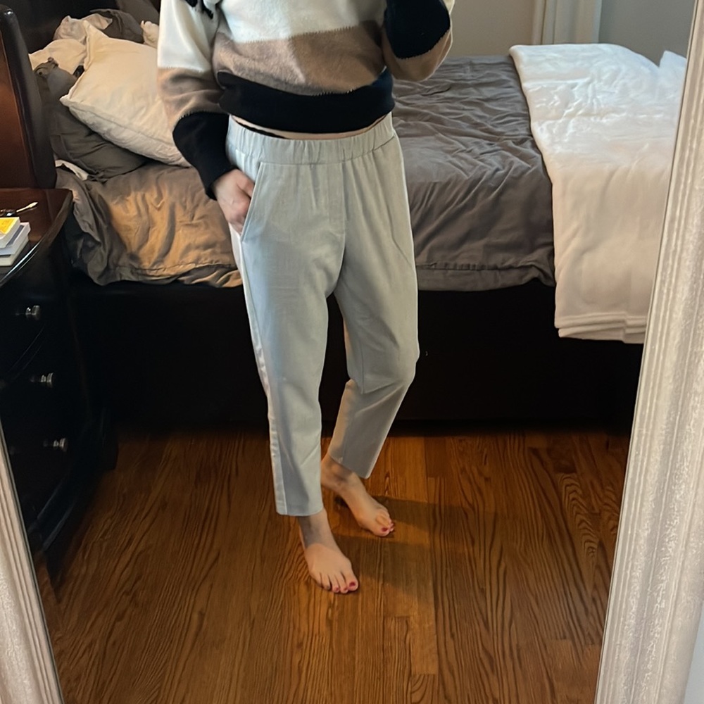 TALK ABOUT | Gray Pant with White Side Stripe